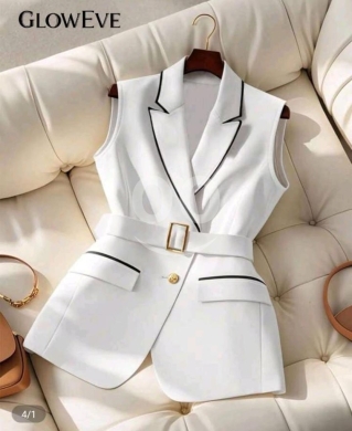 Vêtements, chaussures et accessoires dans Beyrouth - بليزر نسائي أنيق