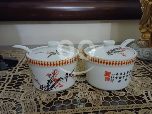 Antiques & Collectibles in Hadeth - Two Chinese sugar bowl with spoon