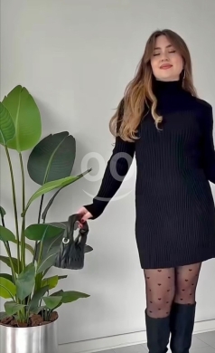 Vêtements, chaussures et accessoires dans Jounieh - فستان صوف نسائي ناعم بتصميم راقٍ | Women&rsquo;s Soft Knit Wool Dress Elegant Design