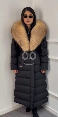 جاكيت "بافر" طويل وراقٍ بياقة فرو كثيفة | Elegant Long Puffer Coat with Plush Faux Fur Co… — 2
