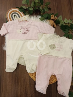 الملابس، الأحذية والزينة في مدينة بيروت - Baby Girl Overall