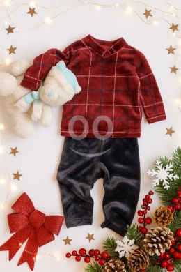 الملابس، الأحذية والزينة في مدينة بيروت - Red and Grey Mohair Pajama Set for Kids 6 to 16 Years