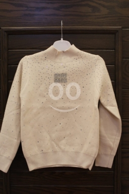 Clothes, Footwear & Accessories in Beirut City - Girls Winter Sweater