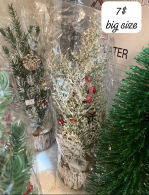 أجهزة منزلية أخرى في مدينة بيروت - Snowy Pine Christmas Tree
