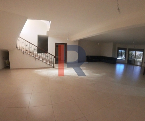 R9-2870 Villa for Rent in Nakhleh – 4 Floors with Jamalon & Master Rooms — 4
