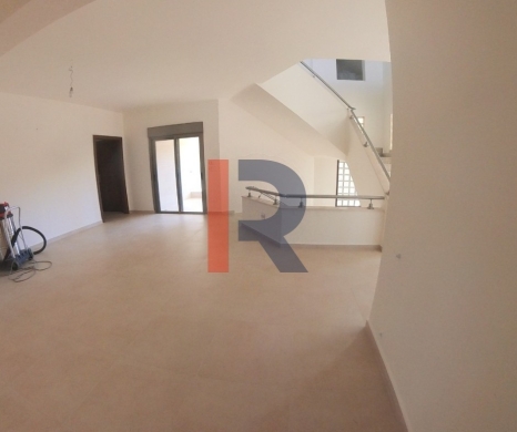 R9-2870 Villa for Rent in Nakhleh – 4 Floors with Jamalon & Master Rooms — 12