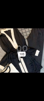 Clothes, Footwear & Accessories in Beirut City - Elegant Black Velvet Pajama Set
