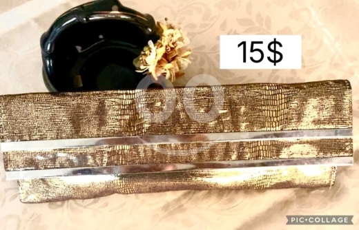 Vêtements, chaussures et accessoires dans Beyrouth - حقيبة سهرة جلد ذهبي فاخرة أنيقة | Luxury Gold Textured Leather Evening Clutch Bag for Women