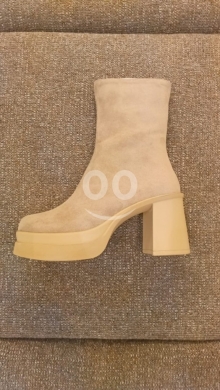 Vêtements, chaussures et accessoires dans Azmi - Chunky Block Heel Ankle Boots - Platform Suede Style Fashion Booties (Multiple Colors)