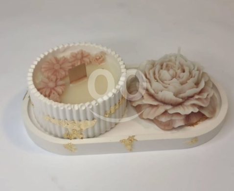 Other Goods in Azmi - Luxury Floral Candle Set