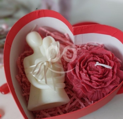 Other Goods in Azmi - Romantic Couple Candle Gift Set