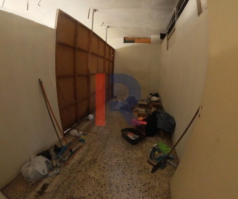 R9-2881 Showroom for Sale in Mina Tripoli – 1000 m² Commercial Space — 3