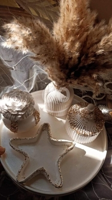Other Goods in Azmi - Bohemian White & Gold Sparkle Decor Set