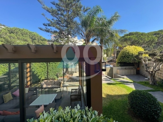 Apartments for sale in Beit Meri - Furnished 300m2 apartment+150m2 Garden+sea view 4sale in Beit MeryEEA45