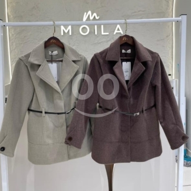 Vêtements, chaussures et accessoires dans Tripoli - جاكيت صوف قصير بحزام