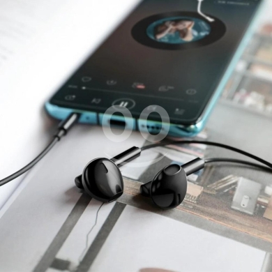 Hoco M64 Wired Earphones - 3.5mm Jack, In-Line Volume/Mic Control & Durable Cable — 3