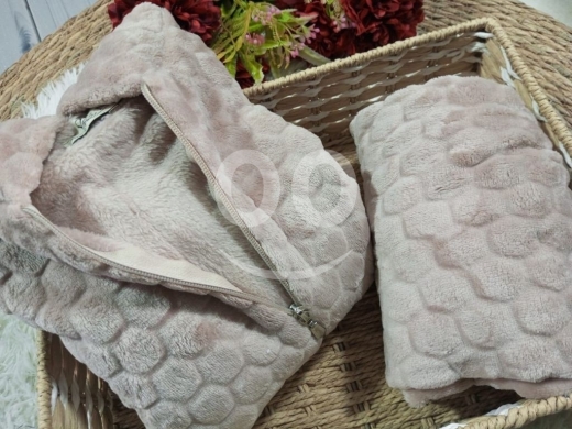 بيجاما بناتي كورال موهير مضلع ناعم مع سحاب وقبعة | Girls' Soft Ribbed Mohair Coral Pyjama… — 5