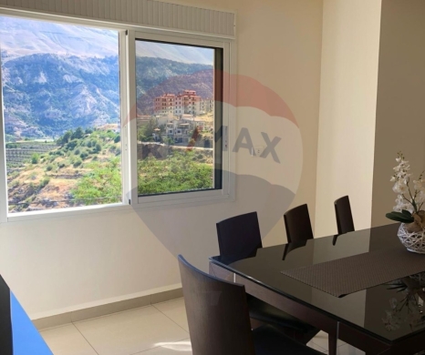 Apartments for sale in Ain Kfarzabad - R9-2887 Apartment for Sale in Bcharreh - 195 m²