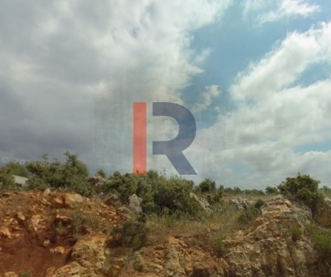 R9-2889 Land for Sale in Btouratij Koura – 600 m² Zoning 20/40 with Road & Utilities
