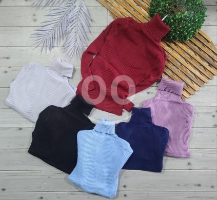 Vêtements, chaussures et accessoires dans Abbassiyeh - كوروليه نسائي صوف مضلع سميك ألوان مميزة | Women&#039;s Thick Ribbed Wool Turtleneck Elegant