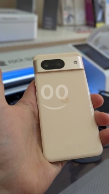 Mobile phones in Tripoli - pixel 8 128 like new