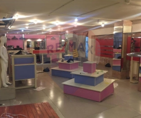 عقارات تجارية للبيع في المينا - R9-2891 Shop for Sale in Mina Port Said Tripoli - 200 m², Prime Location