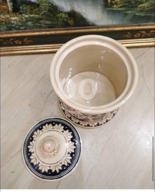 جرة بورسلان ألماني أنتيك 1930 مرطبان تبغ | Antique 1930 German Porcelain Tobacco Jar Urn — 3