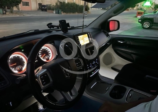 Dodge grand caravan 2013-sxt — 7
