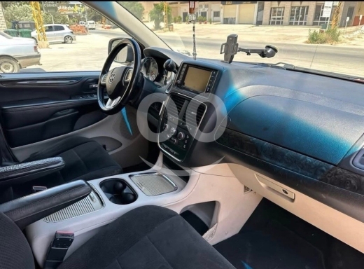 Dodge grand caravan 2013-sxt — 9
