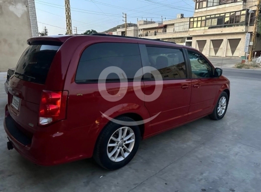 Dodge grand caravan 2013-sxt — 5