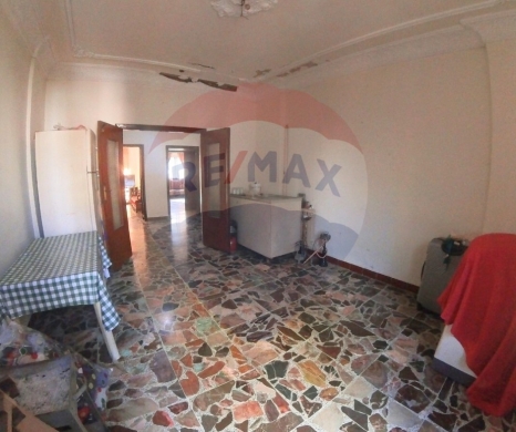 شقق للبيع في أبو سمرا - R9-2896 Apartment for Sale in Abou Samra Tripoli - 200 m², 3rd Floor with Laundry Room