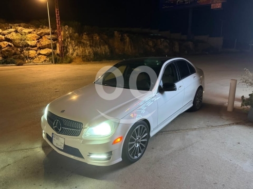 مرسيدس بنز في طرابلس - Mercedes-Benz C300 model 2012