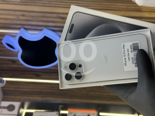 Mobile phones in Furn Al Chebak - أيفون 15 برو ماكس 256 جيجابايت مستعمل نظيف - بطارية | iPhone 15 Pro Max 256GB Used Like New 89% BH