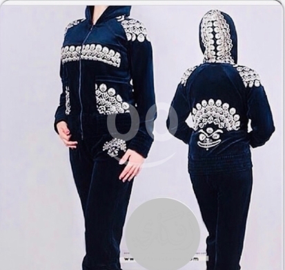 Vêtements, chaussures et accessoires dans Mazraat Abou Slaybi - بيجامة