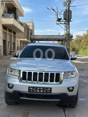Jeep in Ber Elias - Used 2012 Jeep Grand Cherokee 5.7L V8 (Full Options) - Price: $11,500
