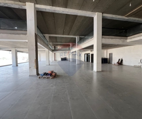 R9-2904 Whole Building for Sale in Qalamoun Highway – 1700 m², 4 Floors, 3 Facades — 3
