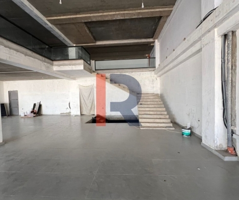 R9-2904 Whole Building for Sale in Qalamoun Highway – 1700 m², 4 Floors, 3 Facades — 4
