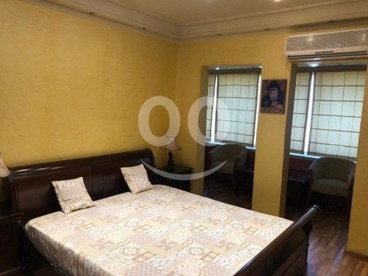 Apartments for rent in Hamra - Prime Hamra, Beirut Apartment for Rent: 130m², 3 Bed, AC, Parking - Short/Long Term