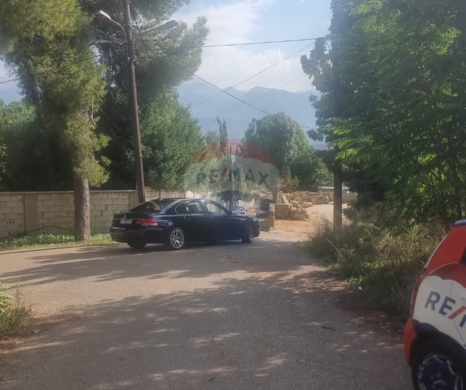 R9-2907 Land for Sale in Nakhleh Koura – 1,400 m² Residential, Zoning 25/50 — 2