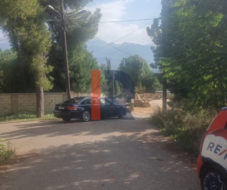 R9-2907 Land for Sale in Nakhleh Koura – 1,400 m² Residential, Zoning 25/50 — 2