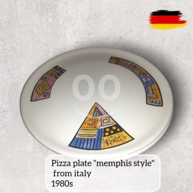 Antiques & Collectibles in Nabatyeh - Set of 2 Vintage Italian Memphis Style Pizza Plates - 1980s Geometric Art