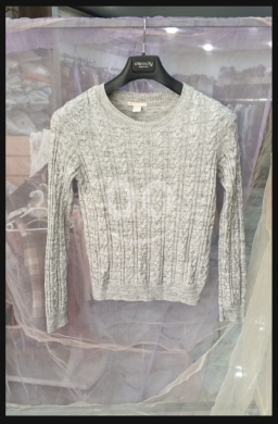 Vêtements, chaussures et accessoires dans Marj - Classic Light Gray Cable Knit Sweater - Crew Neck Jumper