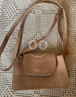 Clothes, Footwear & Accessories in Dahr el-Ain - Primark Mini Croc Embossed Crossbody Bag - Burgundy Faux Leather Chain Strap