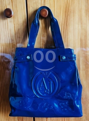 Clothes, Footwear & Accessories in Dahr el-Ain - Armani Jeans Patent Finish Tote Bag - Black Glossy Shoulder Bag with AJ Logo