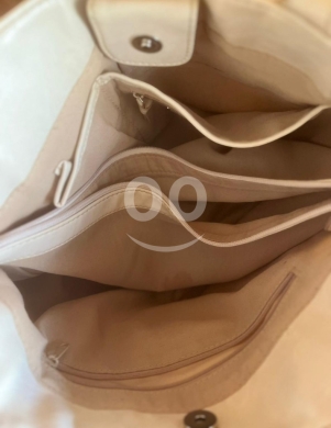 Liz Claiborne Cream Leather Slouchy Tote Bag - Spacious Shoulder Purse (45cm) — 4