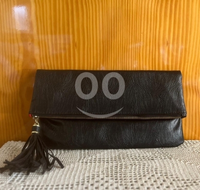 Luxurious Black Matrix Leather Clutch Bag - Elegant Envelope Evening Purse — 2
