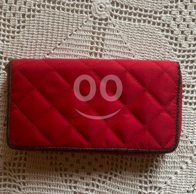 Authentic Tommy Hilfiger Quilted Red Nylon Zip-Around Wallet | Travel Organizer — 3
