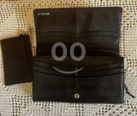 Le Tanneur Genuine Leather Foldover Wallet with Detachable Card Holder | Black Organizer — 3
