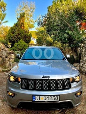جيب في دار أية - Jeep Grand Cherokee (2017+) High-Spec - Panoramic Sunroof, Advanced Safety, Low Miles