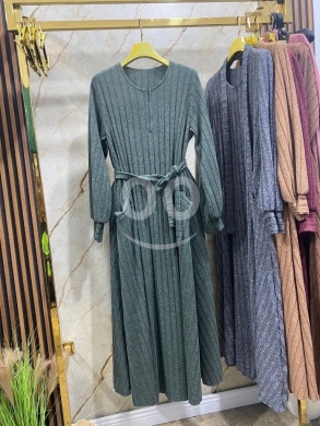 Clothes, Footwear & Accessories in Bourj Barajneh - Velvet Double Cloche Dress | فستان مخمل دوبل كلوش فاخر